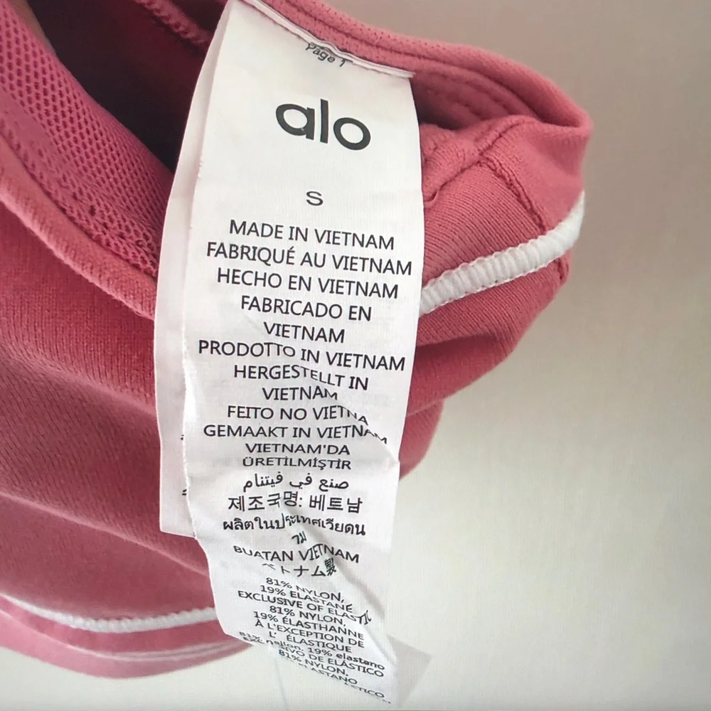ALO Yoga Rose Seamless Scoop Sports Bra & High-Waist Leggings Set